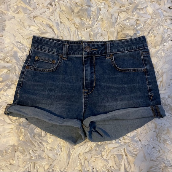 American Rag High Rise Jean Shorts - Picture 2 of 9